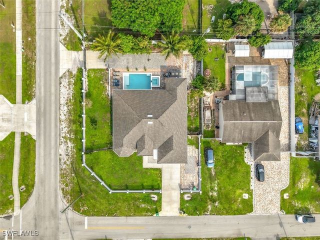 1806 41st ST SW, Naples, FL 34116