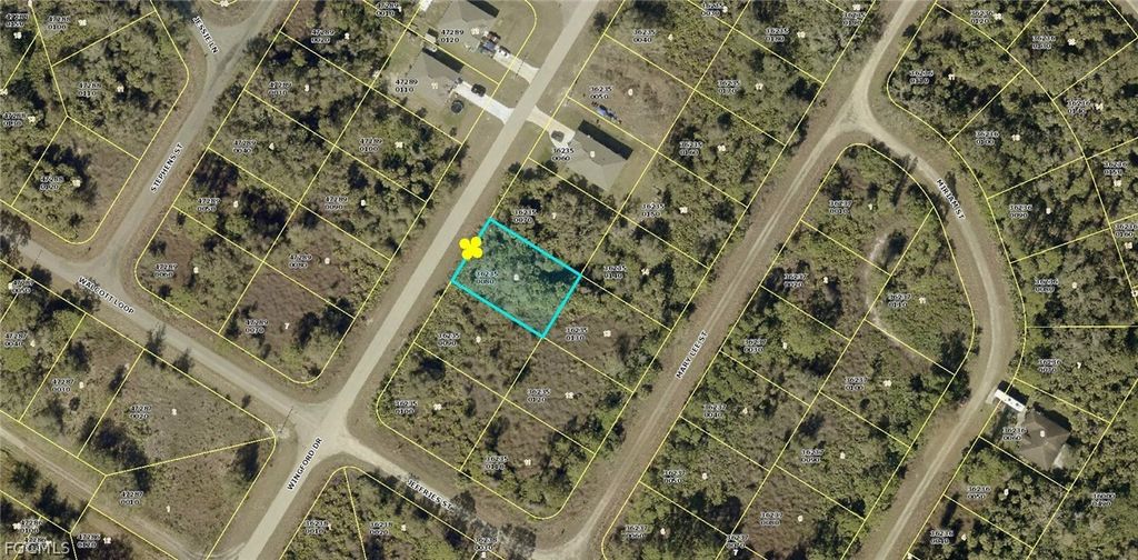 1920 Wingford DR, Lehigh Acres, FL 33972