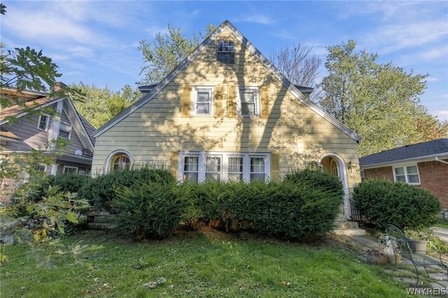 360 Darwin Drive, Amherst, NY 14226