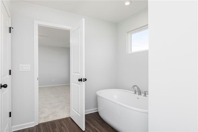 1800 Jordan Brook Drive, Lawrenceville, GA 30043