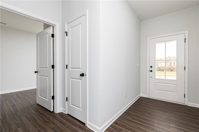 1800 Jordan Brook Drive, Lawrenceville, GA 30043
