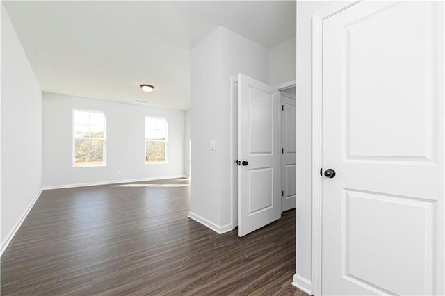 1800 Jordan Brook Drive, Lawrenceville, GA 30043