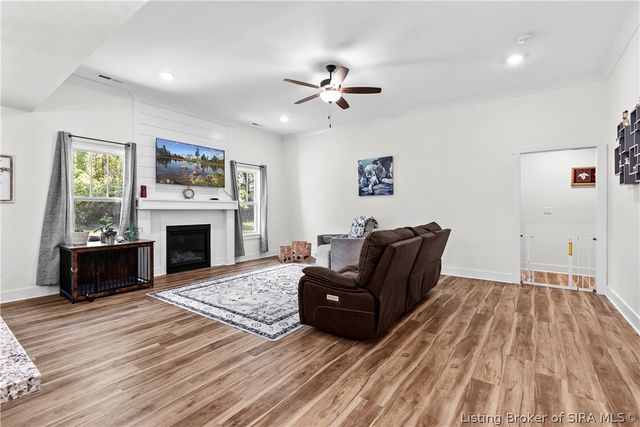 2768 Abby Woods Drive, Jeffersonville, IN 47130