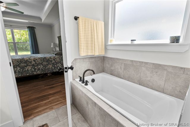 2768 Abby Woods Drive, Jeffersonville, IN 47130