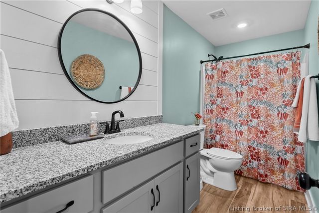 2768 Abby Woods Drive, Jeffersonville, IN 47130