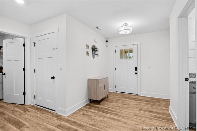 2768 Abby Woods Drive, Jeffersonville, IN 47130