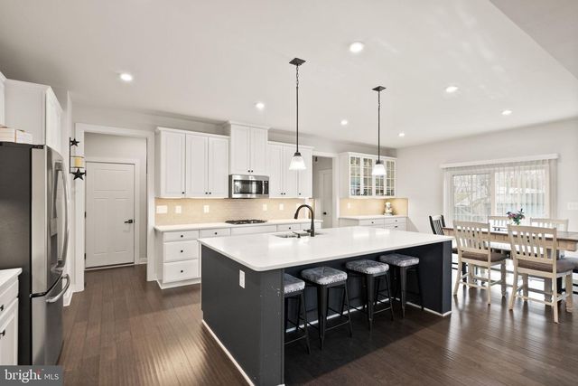 7 KNOB CREEK CT, Stafford, VA 22556