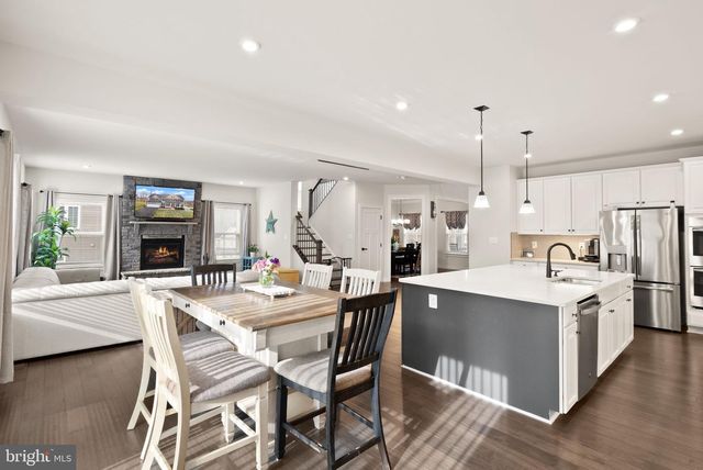 7 KNOB CREEK CT, Stafford, VA 22556