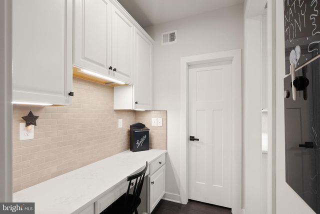 7 KNOB CREEK CT, Stafford, VA 22556