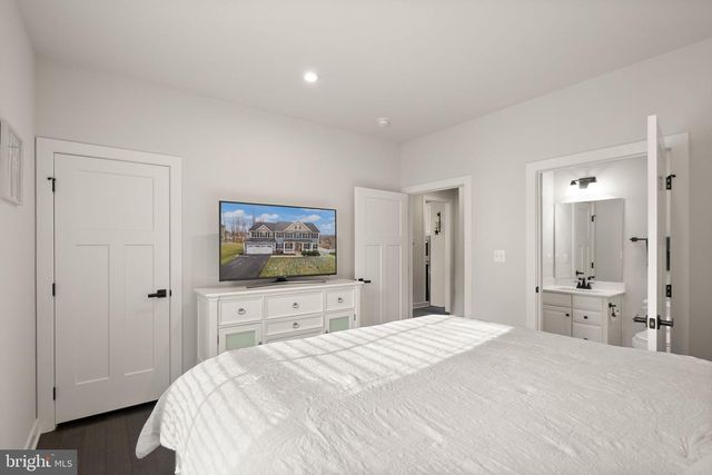 7 KNOB CREEK CT, Stafford, VA 22556