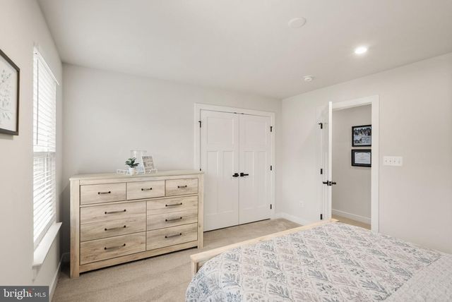 7 KNOB CREEK CT, Stafford, VA 22556