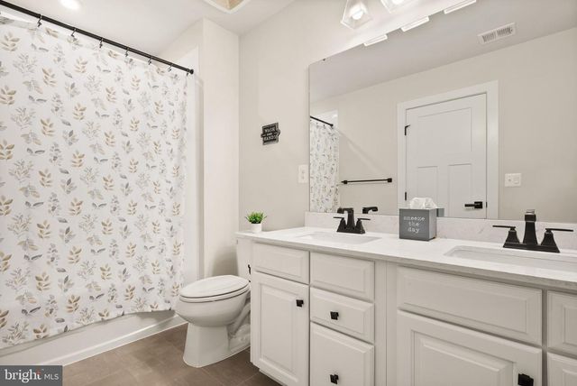 7 KNOB CREEK CT, Stafford, VA 22556