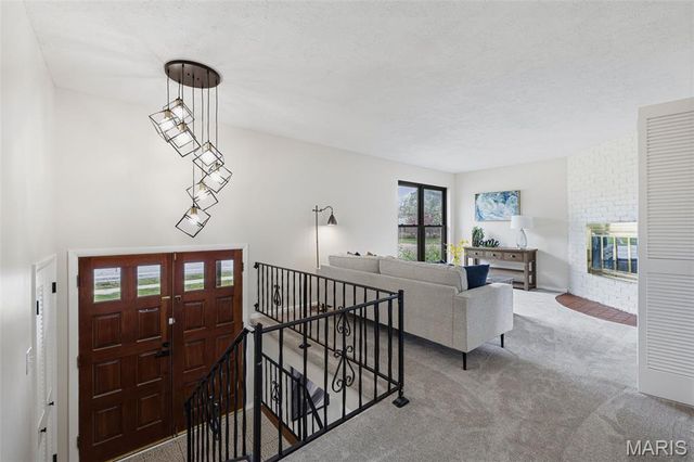 4444 Mattis Road, St Louis, MO 63128