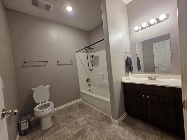 737 County Road 3406, Cleveland, TX 77327