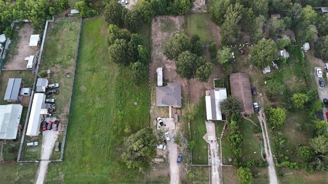737 County Road 3406, Cleveland, TX 77327