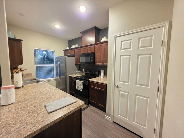 737 County Road 3406, Cleveland, TX 77327