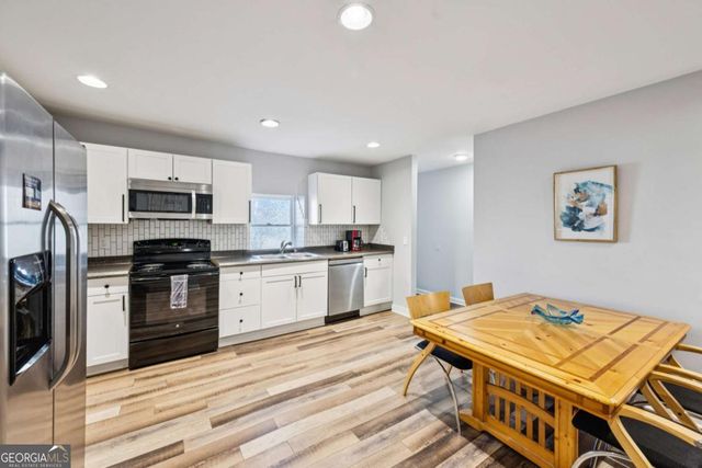 528 Holderness Street SW, Atlanta, GA 30310