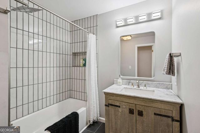 528 Holderness Street SW, Atlanta, GA 30310