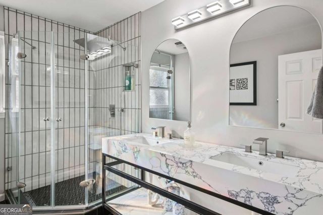 528 Holderness Street SW, Atlanta, GA 30310