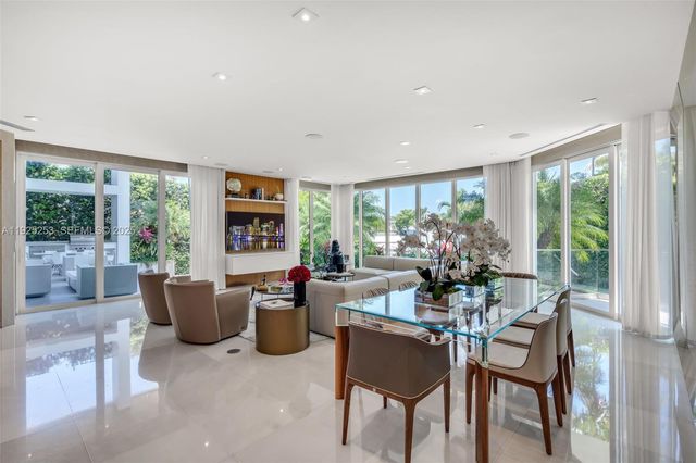 420 Island Dr, Key Biscayne, FL 33149