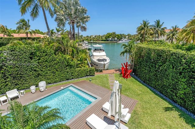 420 Island Dr, Key Biscayne, FL 33149