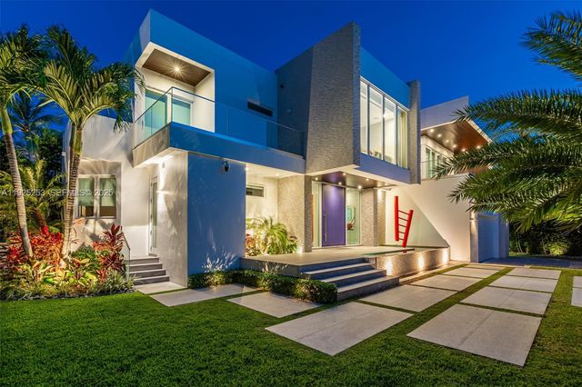 420 Island Dr, Key Biscayne, FL 33149