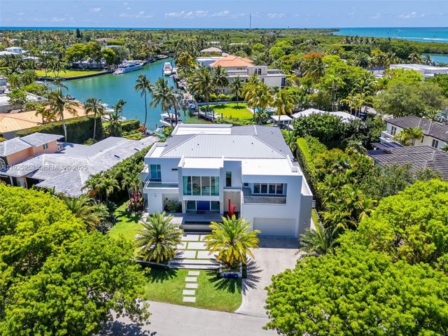 420 Island Dr, Key Biscayne, FL 33149