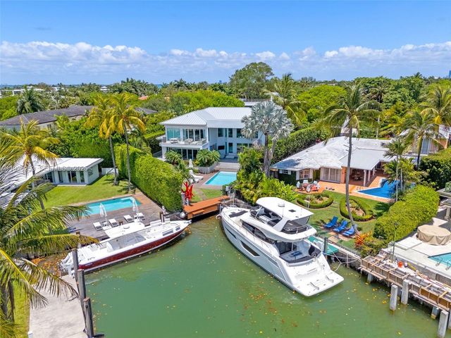 420 Island Dr, Key Biscayne, FL 33149