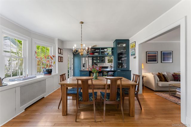81 Walgrove Avenue, Dobbs Ferry, NY 10522