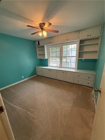 75 Ussery Drive, Lexington, MO 64067