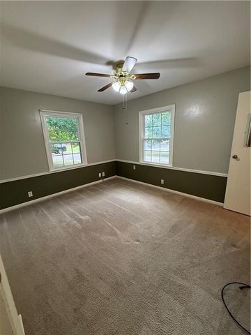 75 Ussery Drive, Lexington, MO 64067