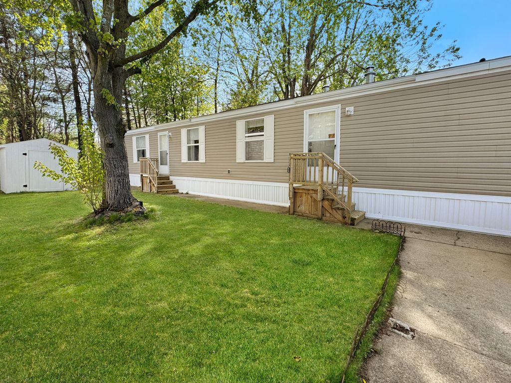 2732 Timmins Street Sw, City Of Wyoming, MI 49519