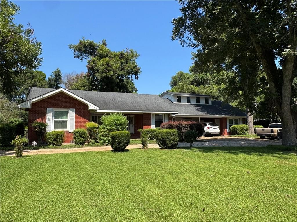 6142 MASONIC Drive, Alexandria, LA 71301