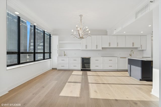 180 E Pearson Street 3807, Chicago, IL 60611