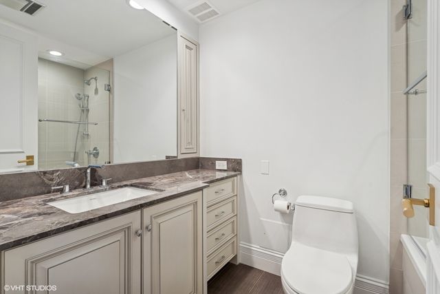 180 E Pearson Street 3807, Chicago, IL 60611