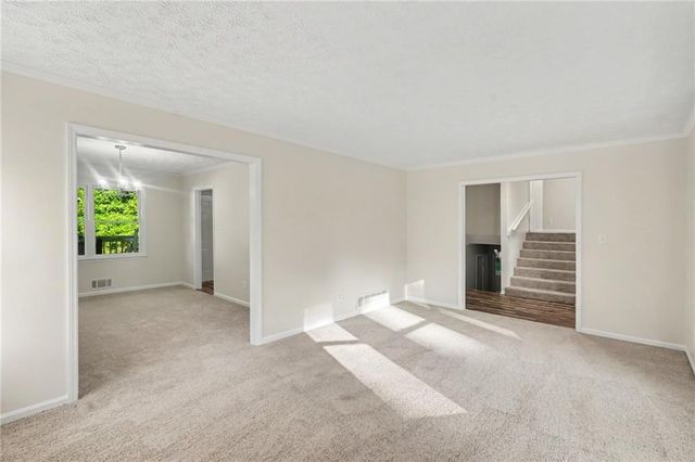 8121 Woodcliff Trail, Riverdale, GA 30274
