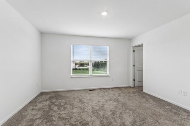 307 Andrew Drive, Yorkville, IL 60560