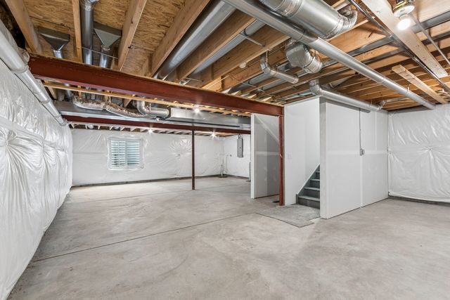 307 Andrew Drive, Yorkville, IL 60560