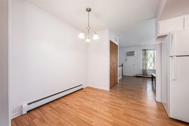 61117 Heritage Boulevard, South Lyon, MI 48178