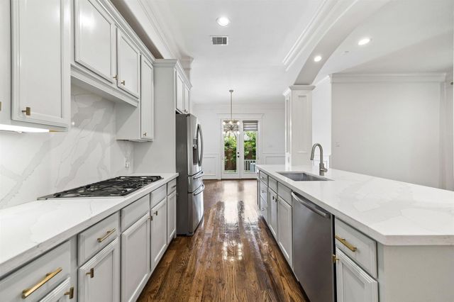 1428 Alexander Street, Houston, TX 77008
