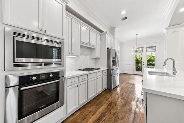 1428 Alexander Street, Houston, TX 77008