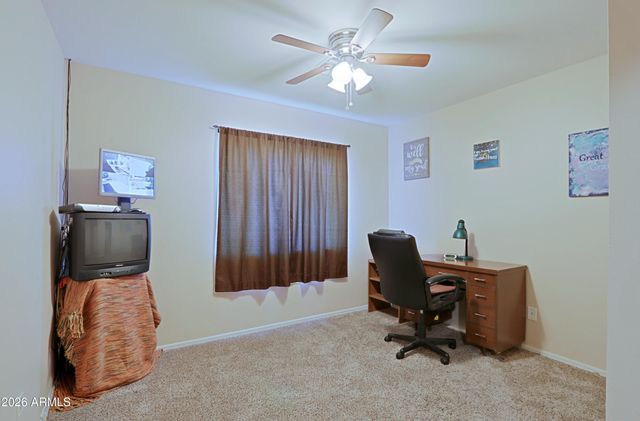 3721 W CALAVAR Road, Phoenix, AZ 85053