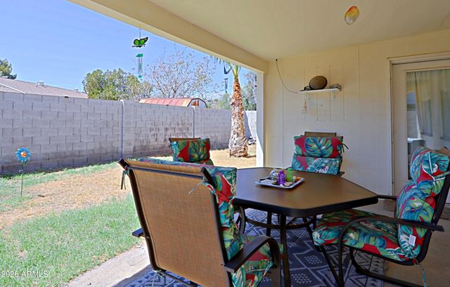 3721 W CALAVAR Road, Phoenix, AZ 85053
