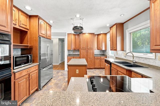 172 OLDBURY DR, Wilmington, DE 19808