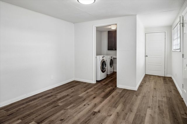 108 Reaves Lane, Hurst, TX 76053