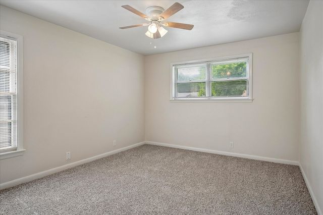 108 Reaves Lane, Hurst, TX 76053