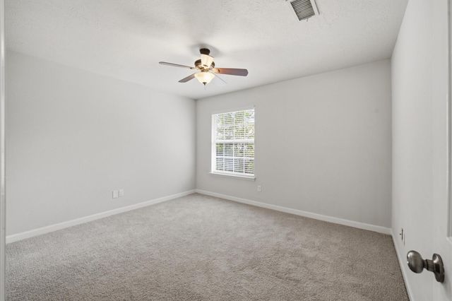 74 W Summer Storm Circle, The Woodlands, TX 77381