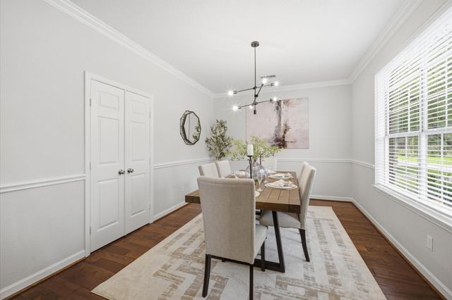 74 W Summer Storm Circle, The Woodlands, TX 77381