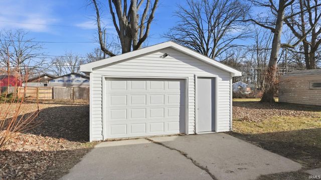 2623 Trentman Avenue, Fort Wayne, IN 46806