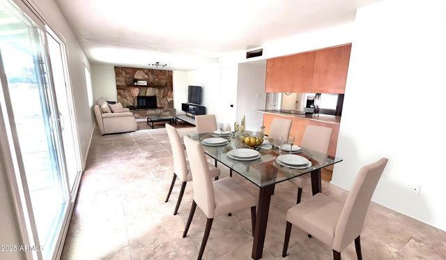 4031 W DENTON Lane, Phoenix, AZ 85019